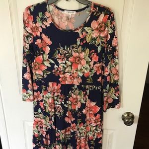 Downeast basics tiered floral maxi dress
